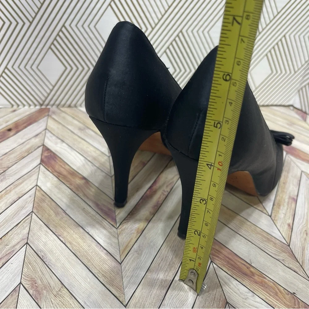 Black Satin Peep-toe Heels/Stilettos Pour La Victoire Size‎ 7M sb